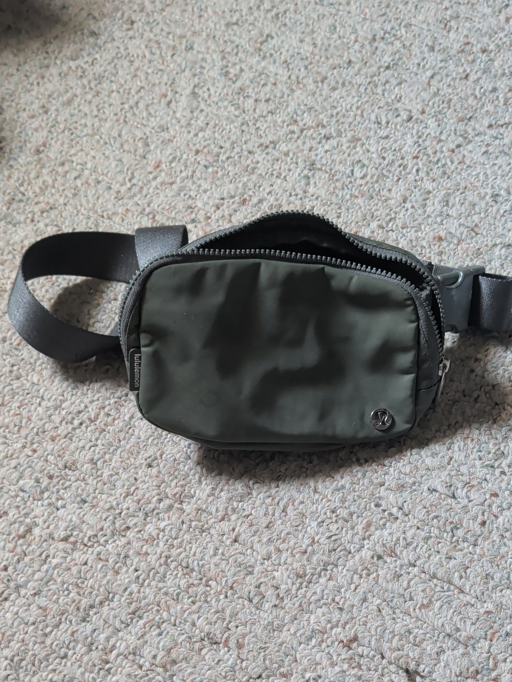 lululemon athletica Women's Olive Green Waist Pack